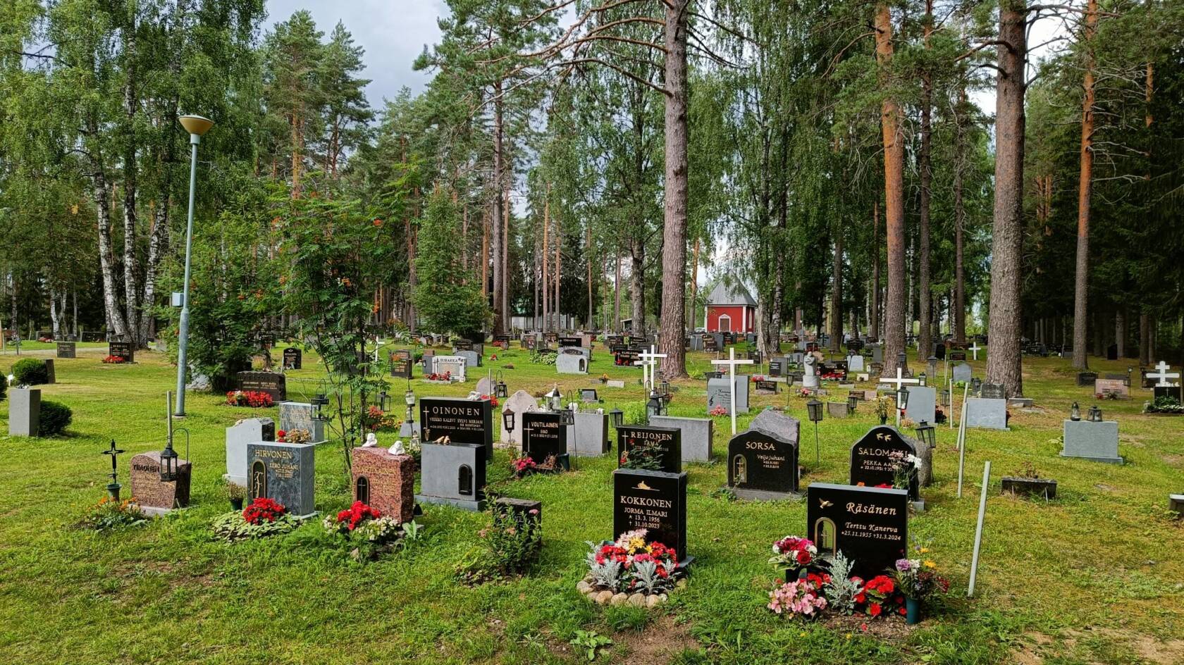 Rauhanmaan hautausmaan hautamuistomerkit